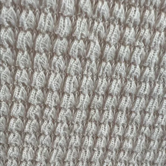 Chic Lace Detail Women's Tank Top - Picture 4 of 8